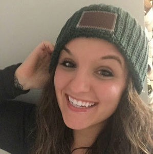Meet your Posher, Alli